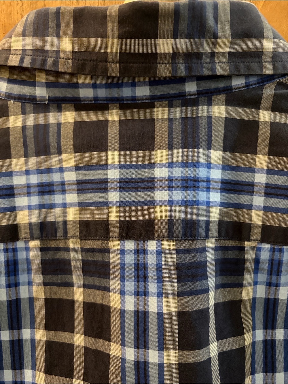 NAUTICA Men's Navy and Light Blue Plaid Button-Down Shirt SIZE LARGE - Picture 7 of 7